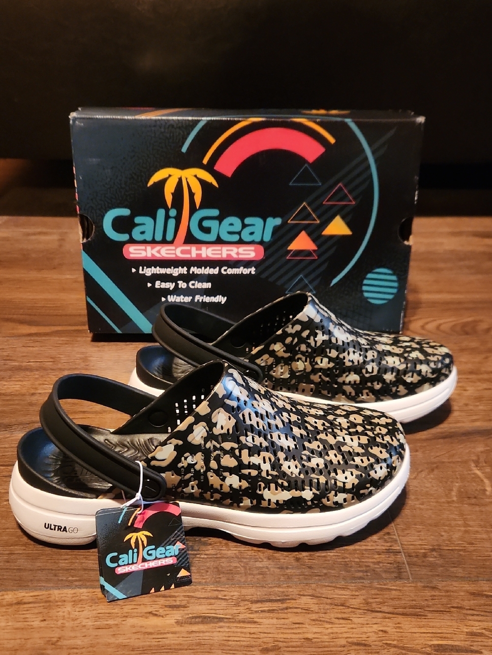 Women Skechers Cali Gear Black & Tan Patterned Slip-On Sandals
